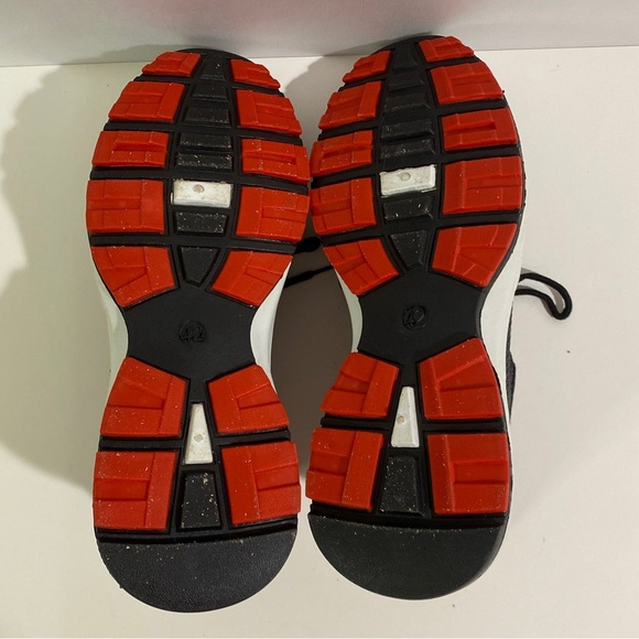 NWT Off-White Men's 9 Black Athletic Shoes - Picture 8 of 10